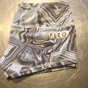 Fleo shorts low rise